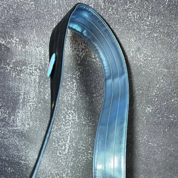 Vintage III Parcel Black & Yellow Electric Guitar Crossbody Shoulder Bag Purse - Picture 10 of 11